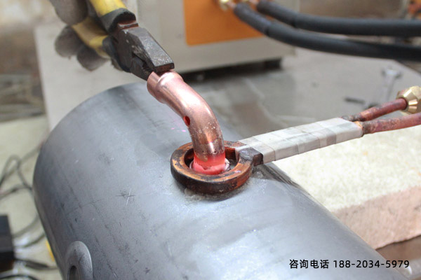 高頻91看片免费观看壓力釺焊機-焊頭拆換方法