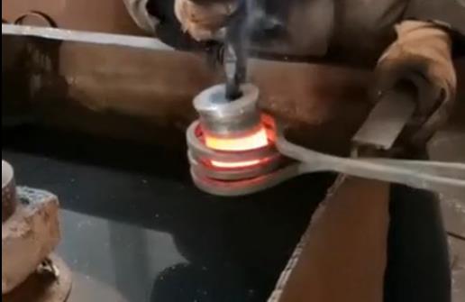 高頻九幺免费看片 工件加熱淬火打樣測試