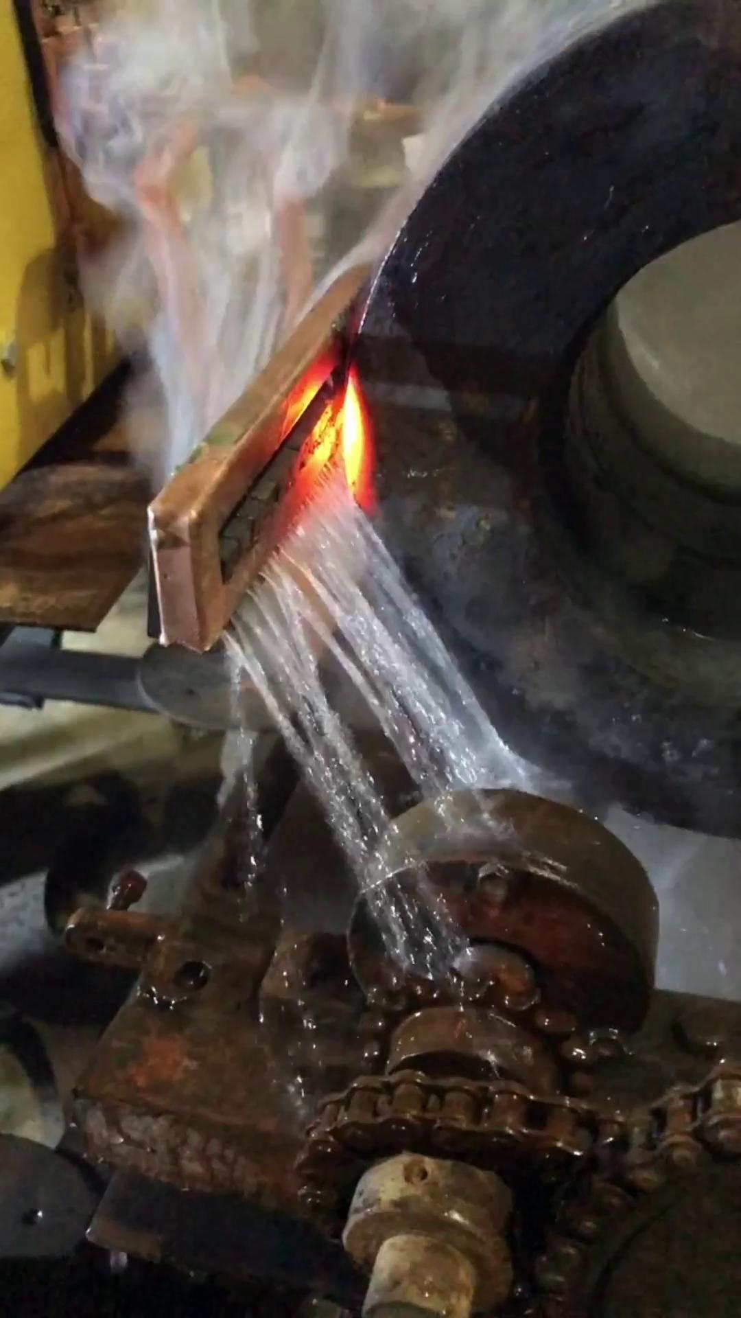 中頻九幺免费看片 數控淬火機床 大型工件表麵淬火熱處理