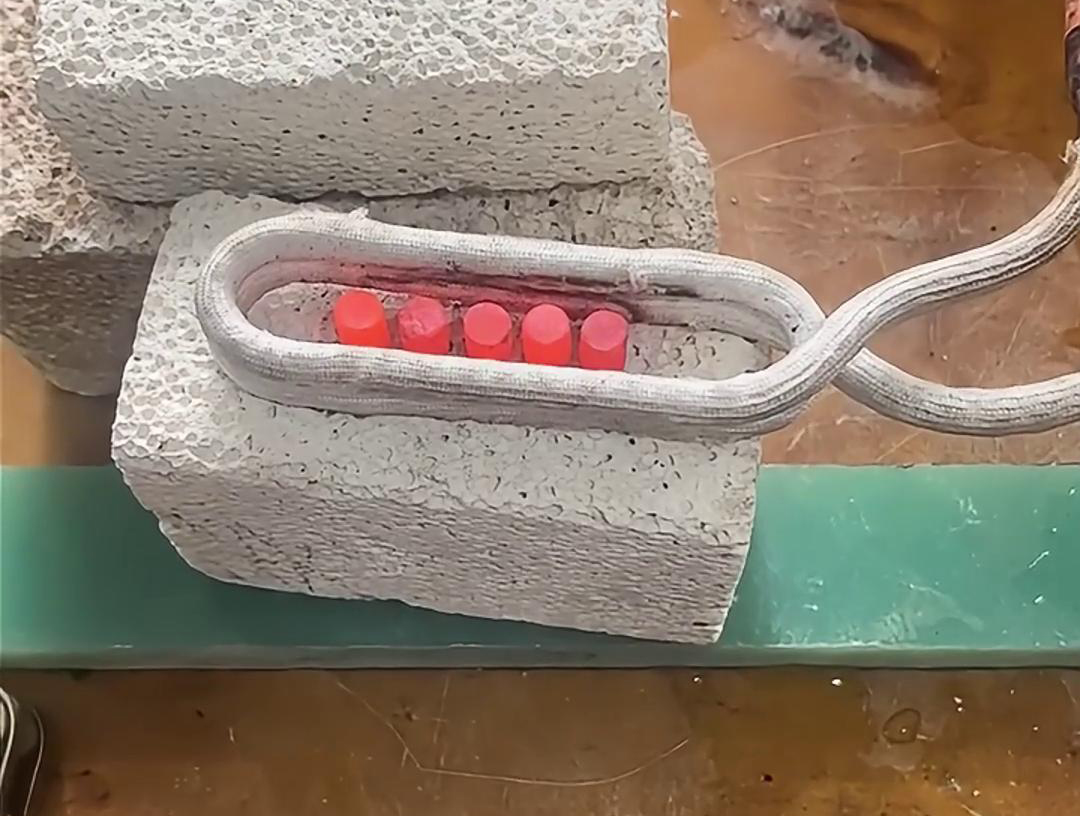 高頻加熱機，專為合金顆粒加熱試驗打造