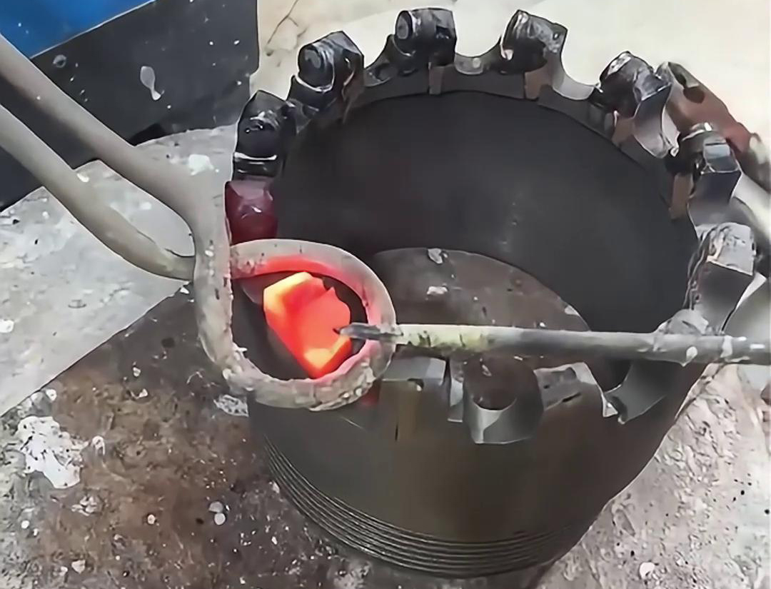 91AV手机看片高頻加熱機:鋸片鋸齒合金拆卸的得力助手(圖3) 91AV手机看片高頻加熱機:鋸片鋸齒合金拆卸的得力助手(圖3)