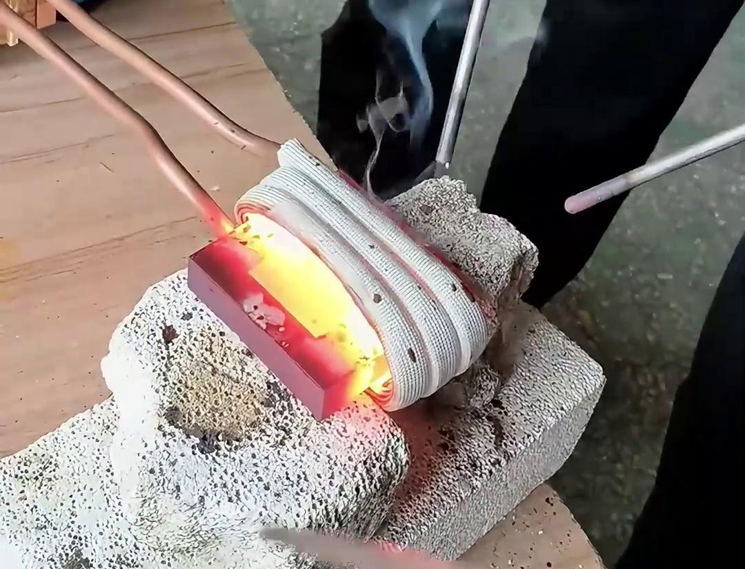 高頻焊機可以適用於各種金屬材料的焊接，包括鎢鋼合金等難焊材料