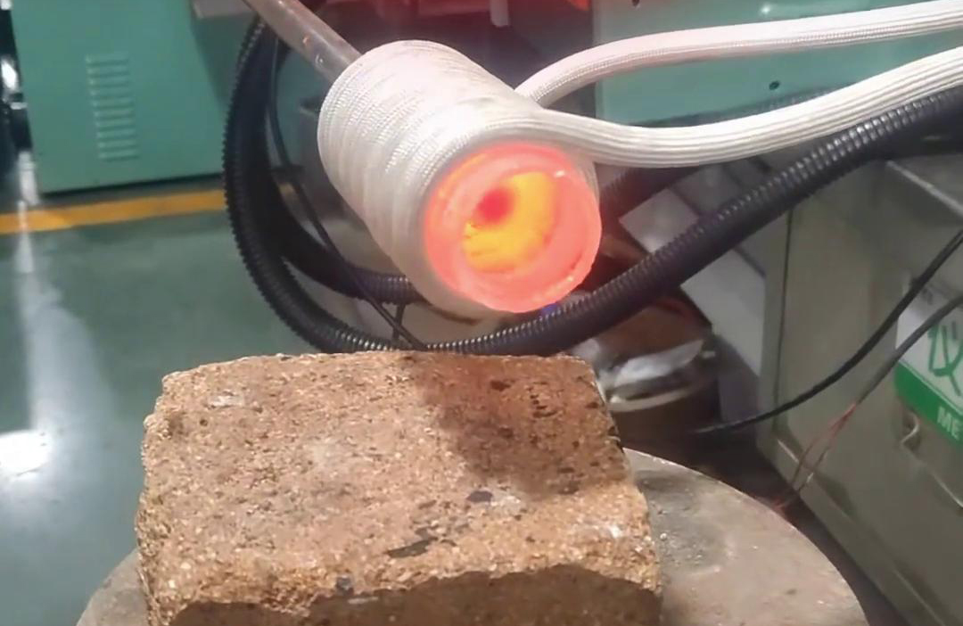 高頻加熱機實心棒料加熱淬火和回火，退火、正火等熱處理工藝