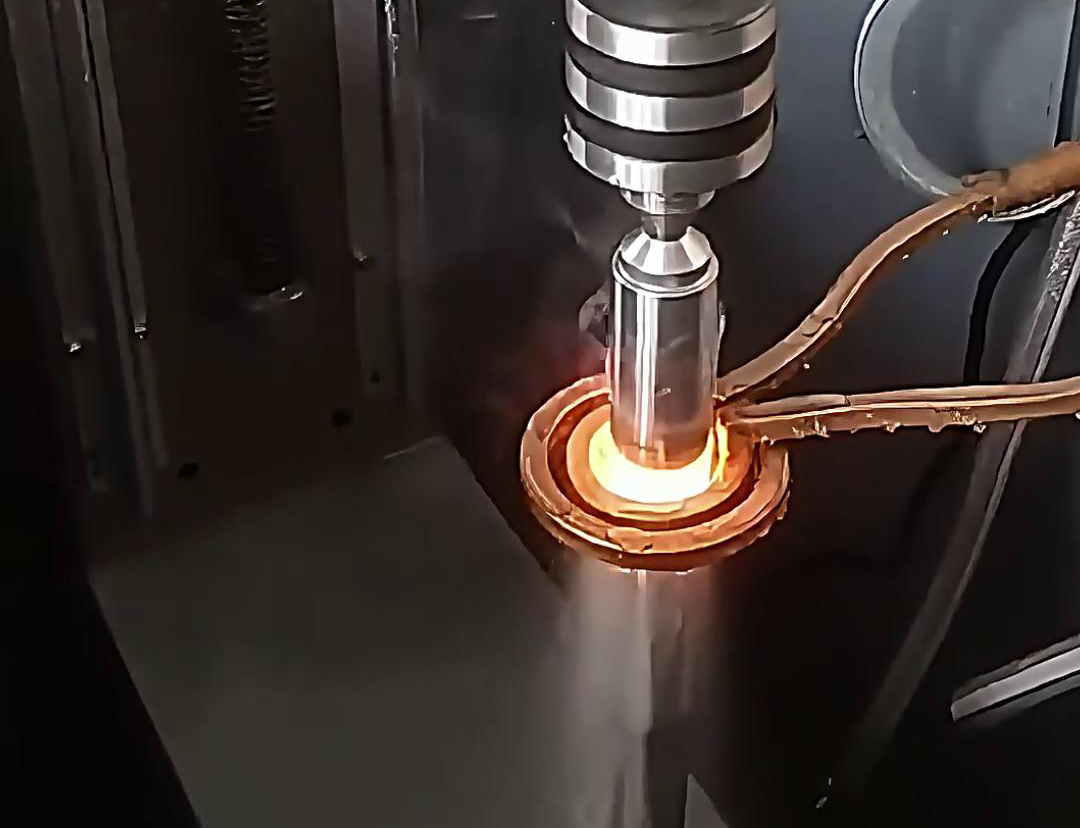 超高頻淬火機:小物件淬火的高效利器(圖2) 超高頻淬火機:小物件淬火的高效利器(圖2)