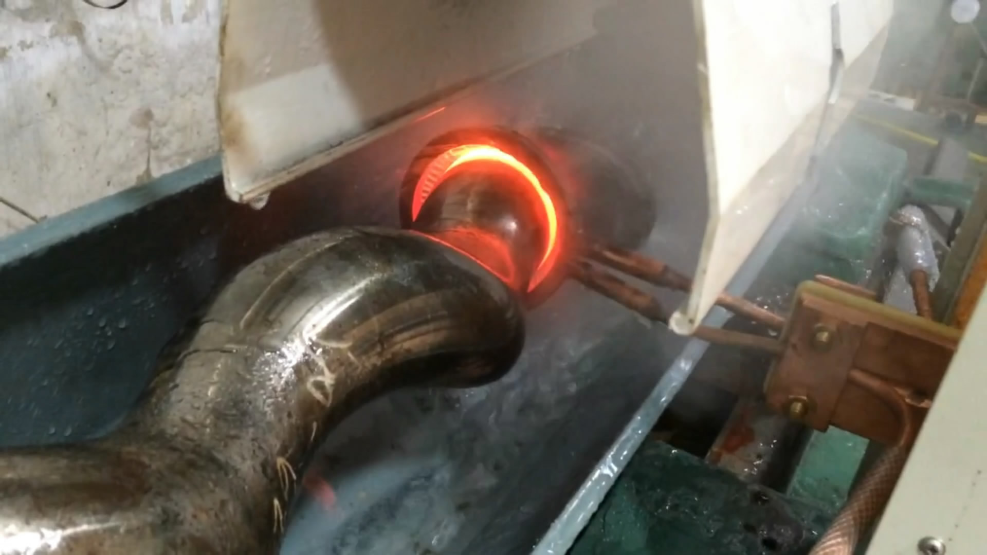 高頻加熱機對滾軸表麵淬火，軸淬火用高頻九幺免费看片