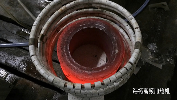 高頻91看片免费观看加熱設備加熱大型鐵管試樣