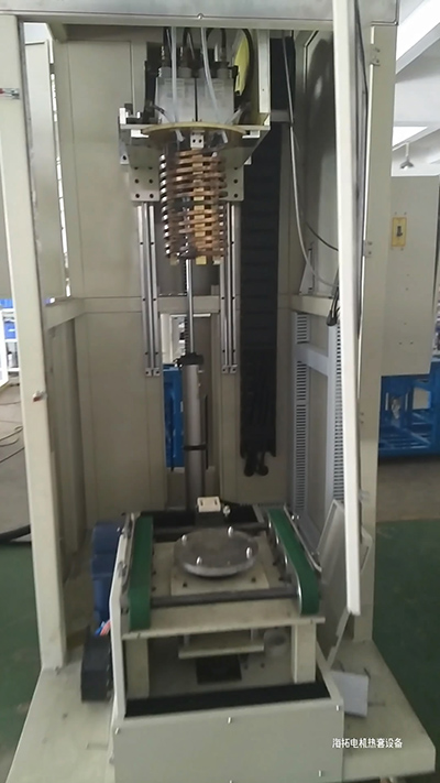 搭配中頻91看片免费观看加熱設備的電機熱套的全自動設備
