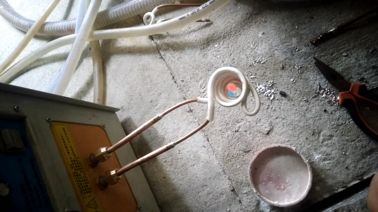 選擇高頻九幺免费看片的電流頻率時，需要計算嗎？