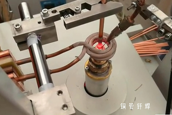  高頻91看片免费观看釺焊機自動送焊絲 實現焊接自動化