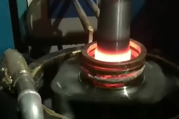 91看片免费观看加熱設備淬火爐。